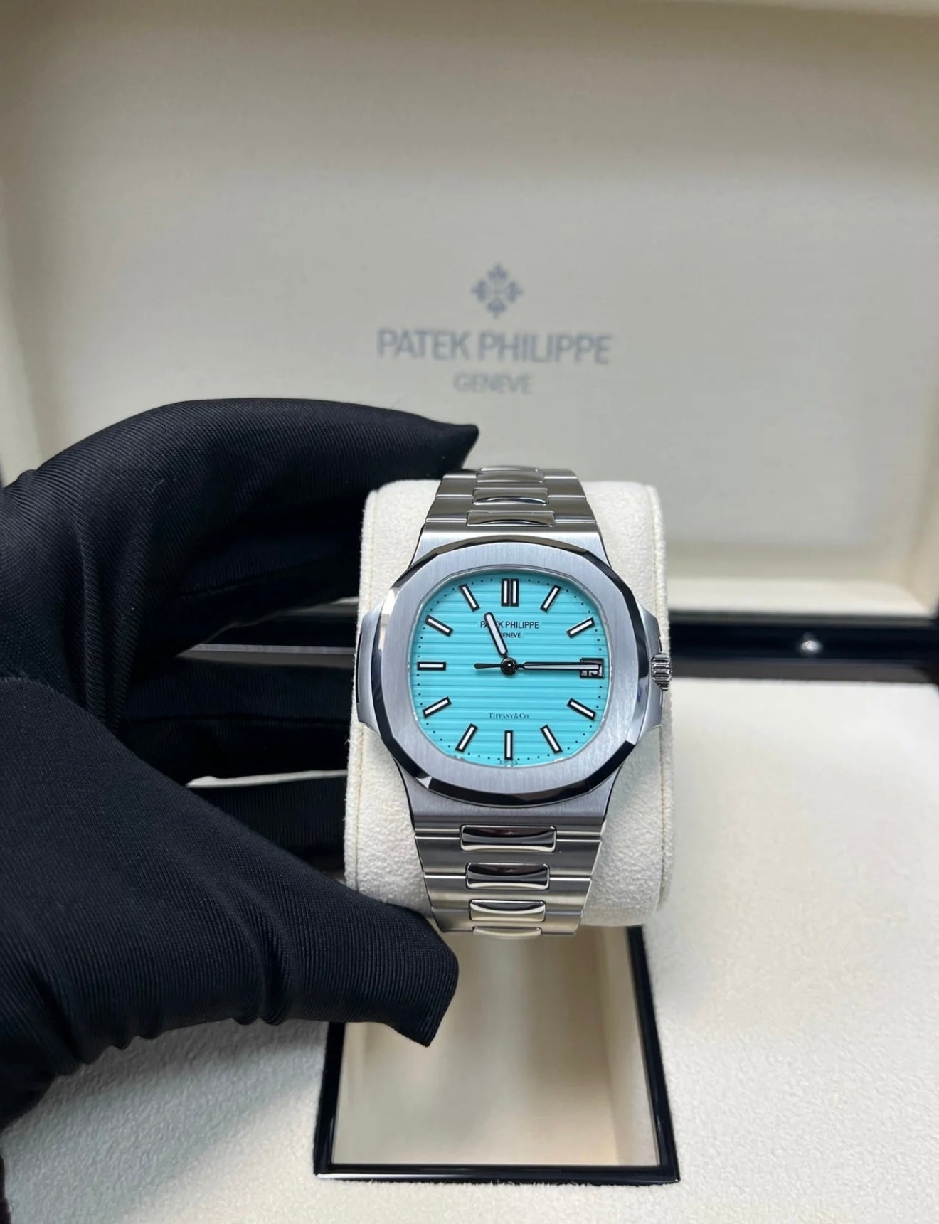 Patek Philippe Nautilus (Tiffany Blue)