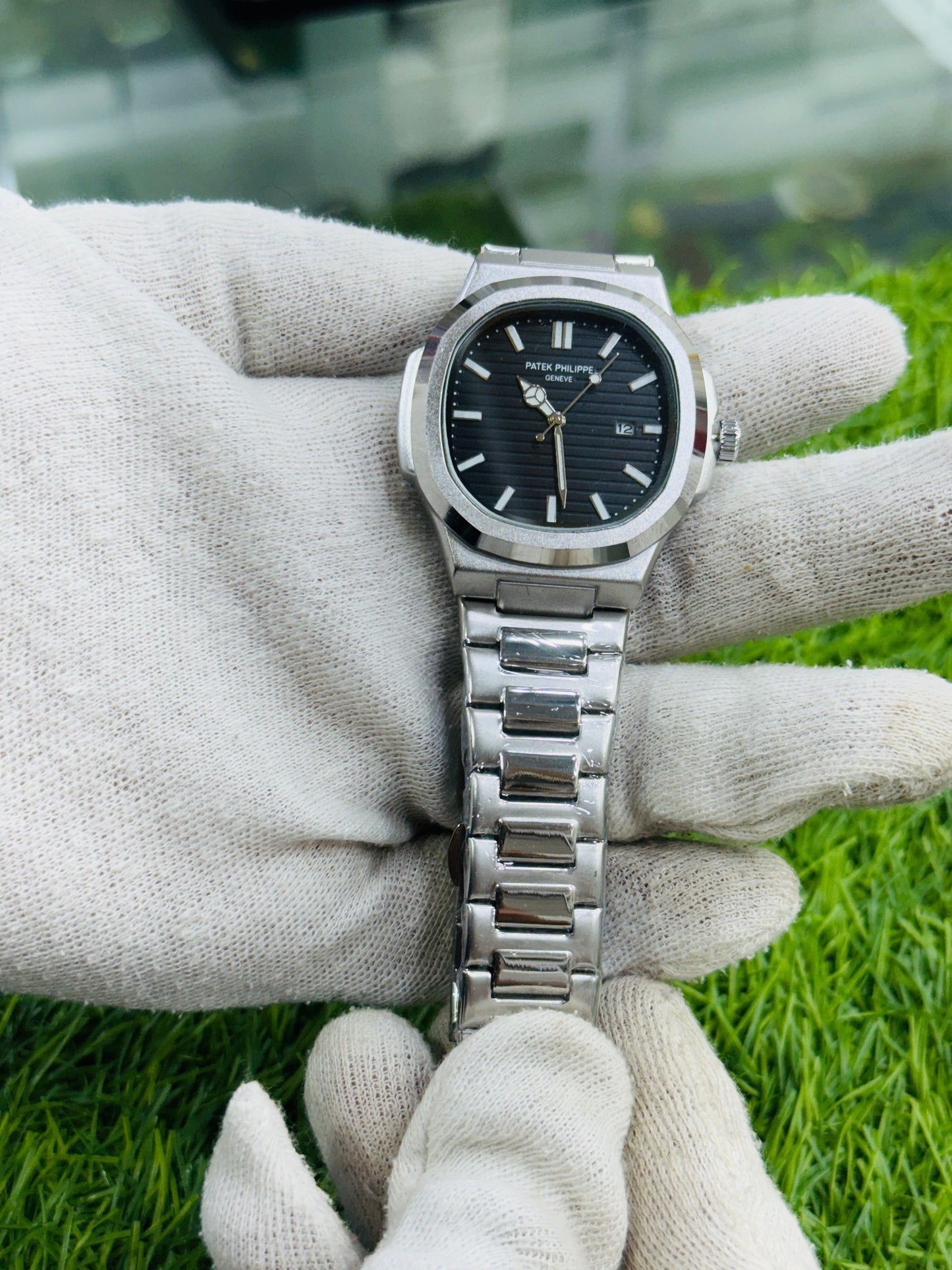 Patek Philippe Nautilus (BLACK DAIL)